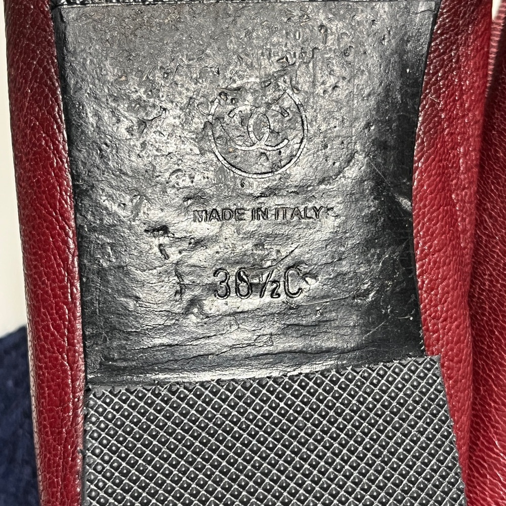 CHANEL Women's Dark Red Leather Flats - Picture 8 of 16